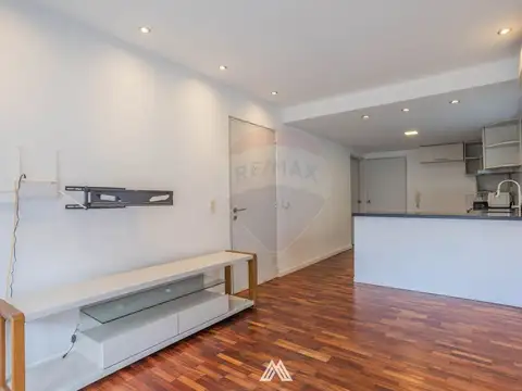 Departamento en Alquiler con 3 cocheras