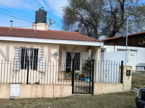 Casa en Venta con Piscina – Independencia 320, Santa María de Punilla
