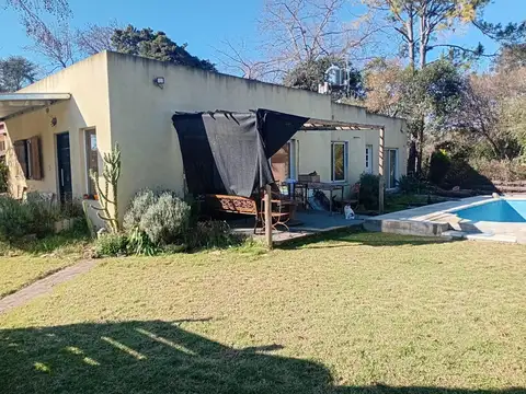 Casa 3 ambientes con 2 baños