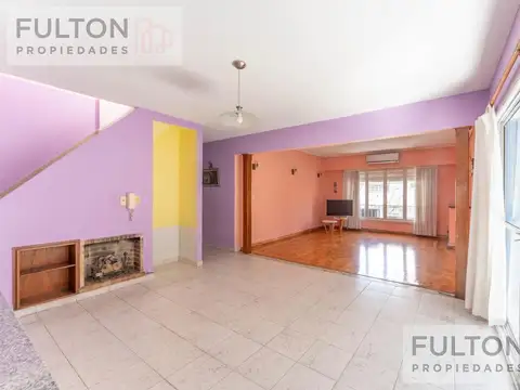 Depto Tipo Casa en Venta en Coghlan, USD 248.000