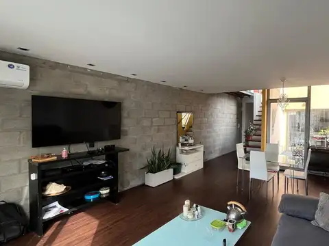 Venta Duplex 3 ambientes Villa Pueyrredon