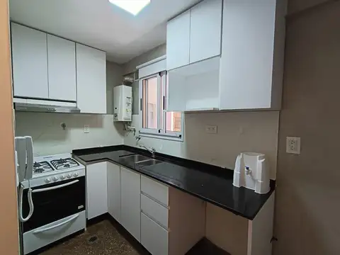 Departamento en Alquiler en Monserrat, $ 850.000