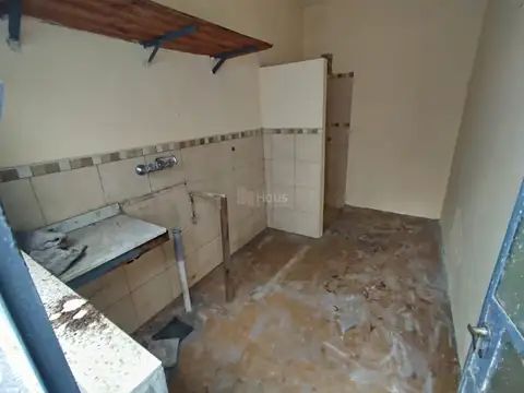 Depto Tipo Casa 4 ambientes con 2 baños