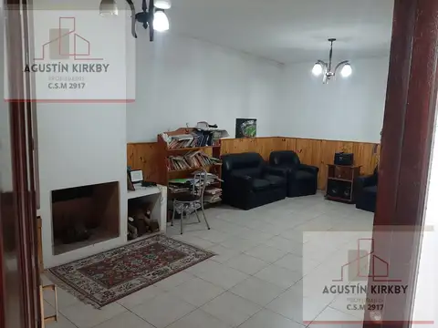 Casa 3 ambientes con 1 baño