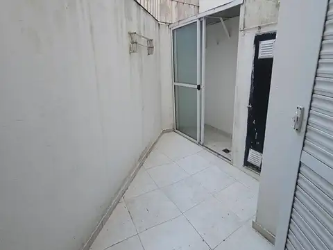 LA PAZ 16001 DORMITORIO PLANTA BAJA CON PATIO