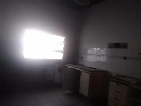 Casa en Venta en Isidro Casanova, USD 124.500