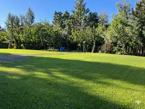 Venta de casa. De Vicenzo Chico