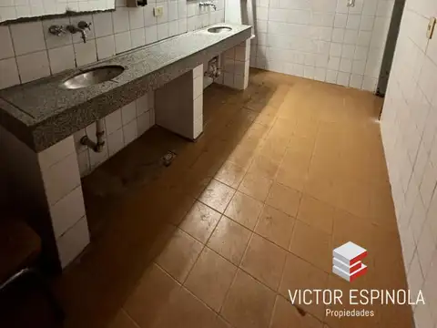 Local en Venta en Villa Lynch, USD 420.000