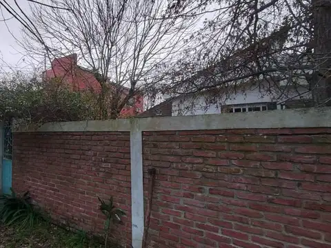 Casa 2 ambientes con 2 baños