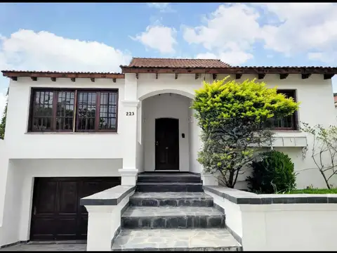 Casa en Alquiler Tres Cerritos