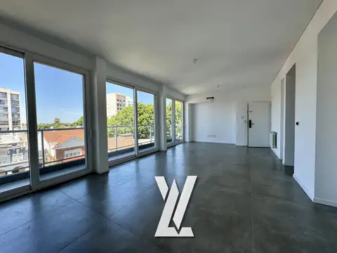 Departamento 4 ambientes en venta en Bernal centro c/cochera y baulera