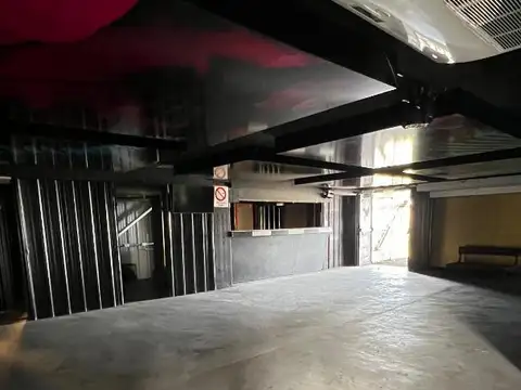 Local en Venta en Costanera, USD 1.750.000