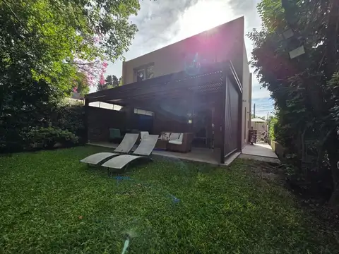 Casa en Venta en Los Alamos, USD 149.500