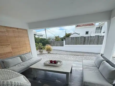 Casa - ALQUILER_TEMPORAL - Uruguay, LA BARRA