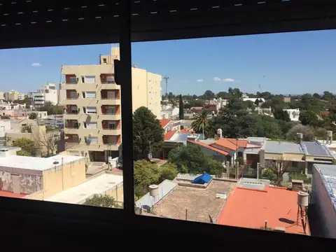 Departamento en Venta al Noreste