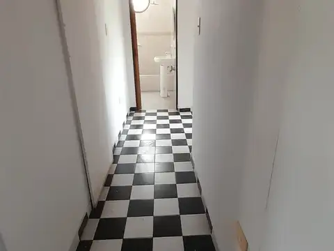 Depto Tipo Casa 4 ambientes con 2 baños