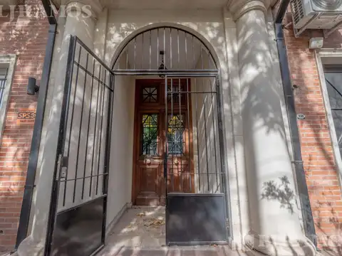 Casa en Bajo Belgrano. Alquiler