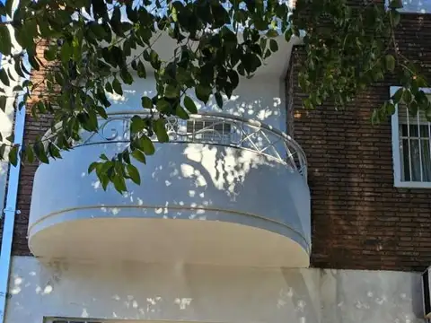 Depto Tipo Casa en Venta 20 años