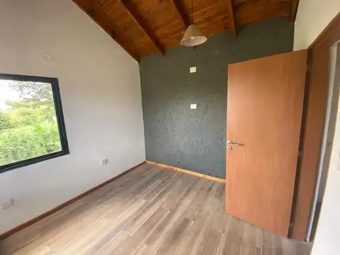 CASA EN VENTA EN CALAMUCHITA,EXCELENTE ENTORNO