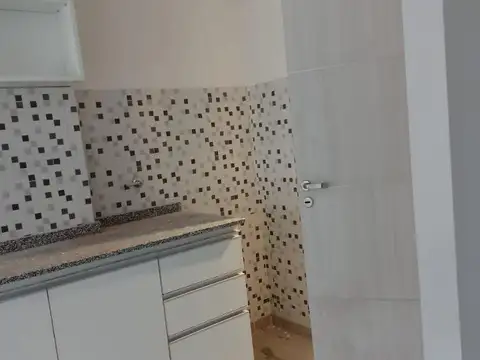 Cerrito 895 , Piso 01