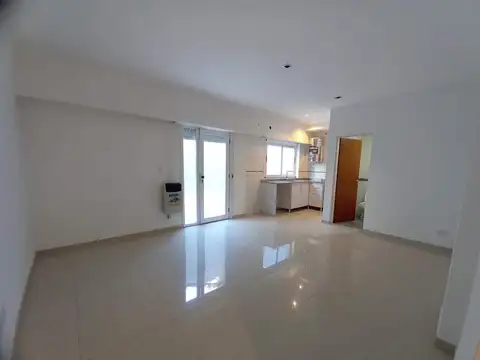 Departamento en Alquiler en Tapiales, $ 550.000