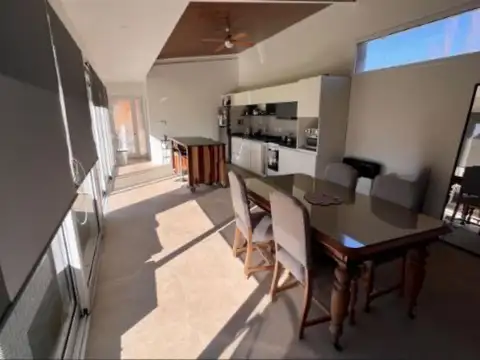 Casa en Venta al Oeste