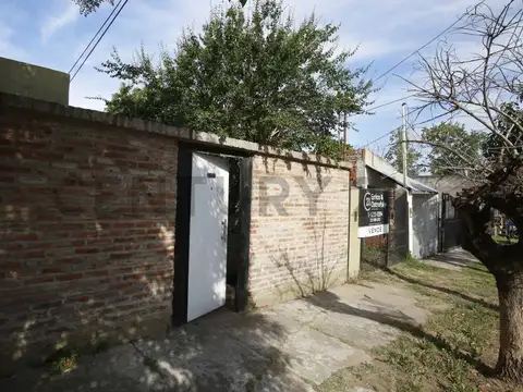Casa en Venta a reciclar en Ezpeleta