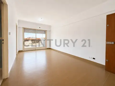 Departamento en Alquiler en Belgrano R, $ 600.000