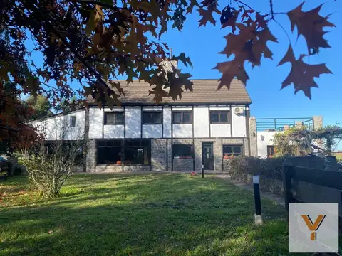 Chacra en venta - 5 Dormitorios 3 Baños - 150.440Mts2 - Castelli