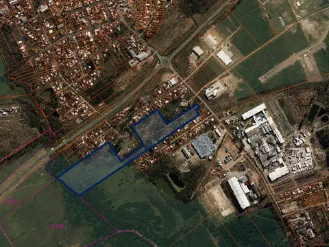 Importante Predio Logístico cerca de Ruta 101