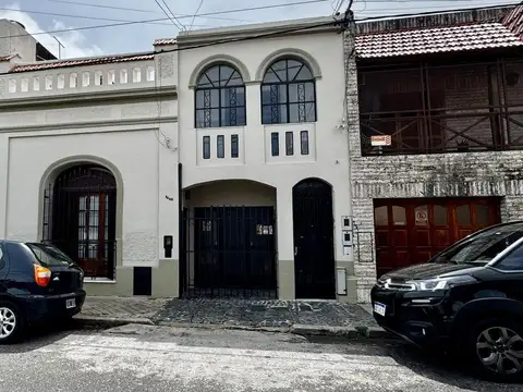 Casa en venta a metros de av alberdi zona norte Rosario