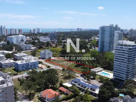 Terreno en Venta de 3360,0 m2