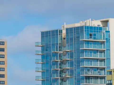 Departamento 5 ambientes con 3 baños