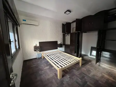 Depto Tipo Casa 3 ambientes con 2 baños