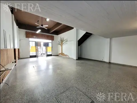Venta local en Villa Dominico