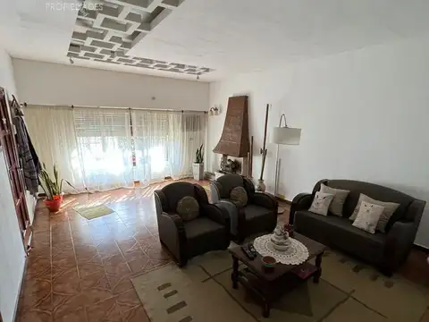 Casa en Venta en Ituzaingo, USD 280.000