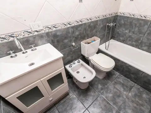 Depto Tipo Casa en Venta 25 años