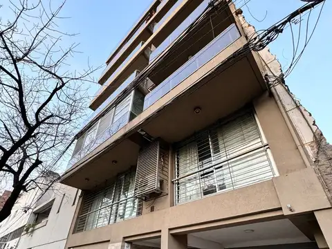 UN DORMTIORIO – EXCELENTE UBICACIÓN – CONTRAFRENTE – OPORTUNIDAD