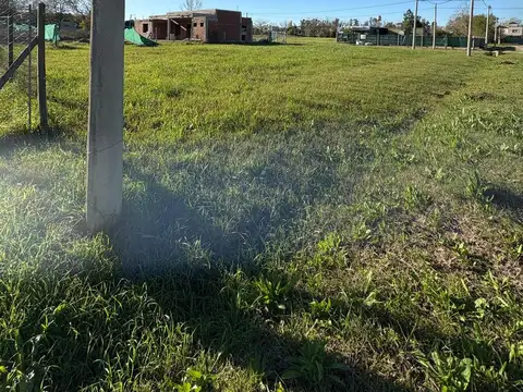 Terreno en Venta en Loma Verde, USD 35.000