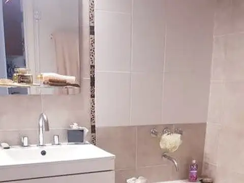 Depto Tipo Casa en Venta de 3 dormitorios