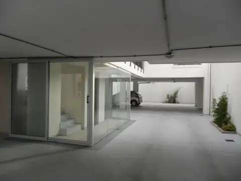Cochera en venta - 12mts2 - Villa Sarmiento