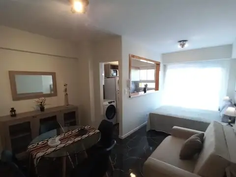Venta de departamento - 1 ambiente - Al frente - Con balcón saliente - Terminal vieja- Mar del Plata