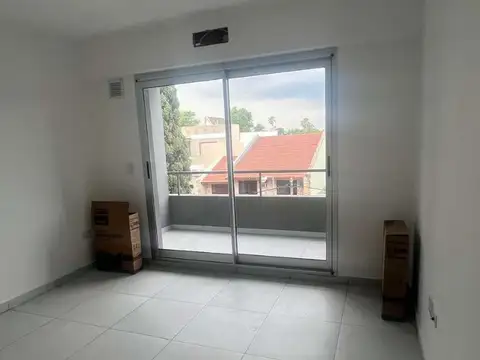 Intendente Witcomb 2800, Piso 2