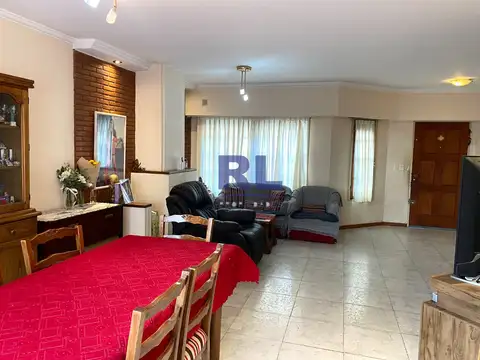 Casa en Venta en Liniers, USD 335.000