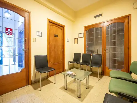 Venta PH planta baja 4 dormitorios frente al rio