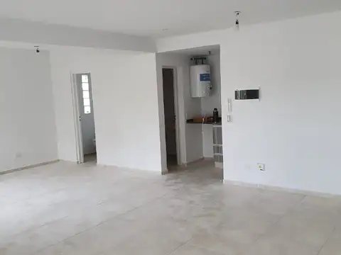 Oficina en Alquiler en Belen de Escobar, $ 1.300.000