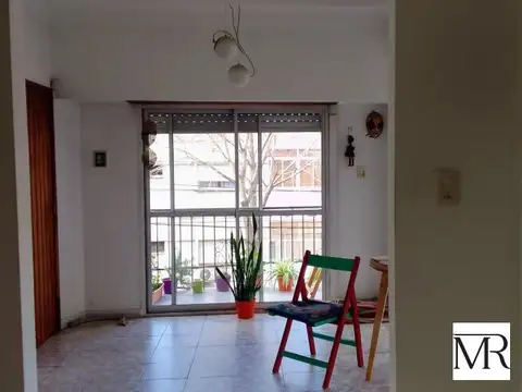 Departamento 4 Ambientes Lanus Centro, SIN EXPENSAS 
