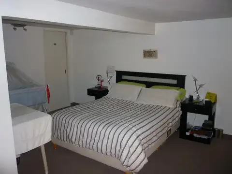 Depto Tipo Casa en Alquiler 80 años