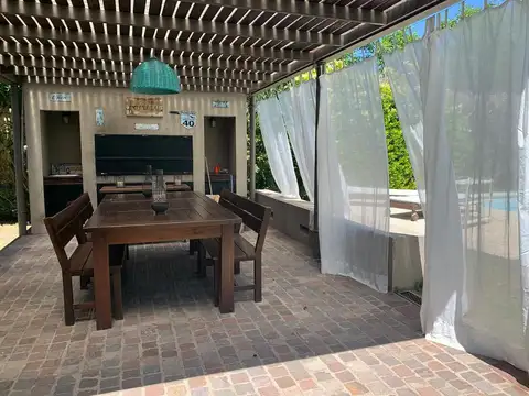 Casa en Alquiler Temporal de 4 dormitorios