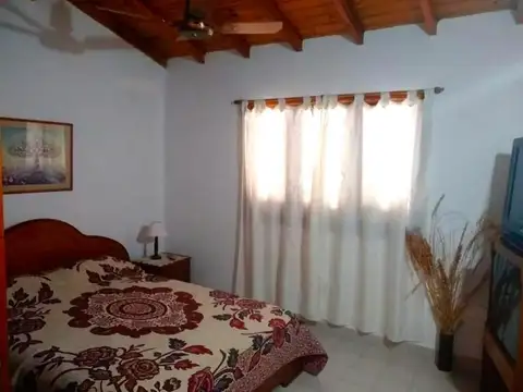 Depto Tipo Casa 4 ambientes con 2 baños